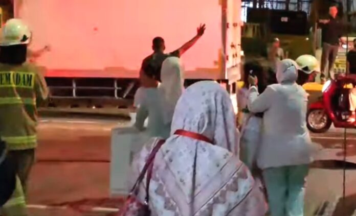 Kebakaran terjadi di Rumah Sakit Hermina Kampung Melayu, Jatinegara, Jakarta Timur, pada Rabu 2 Juli 2025 pagi sekitar pukul 05.00 WIB.