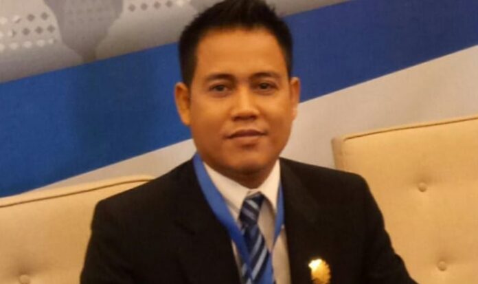 Penetapan Hamidi Salidin sebagai tersangka oleh Otoritas Jasa Keuangan (OJK) dalam perkara kredit macet dinilai sebagai bentuk kriminalisasi dan pelanggaran terhadap prinsip keadilan serta hak asasi manusia.
