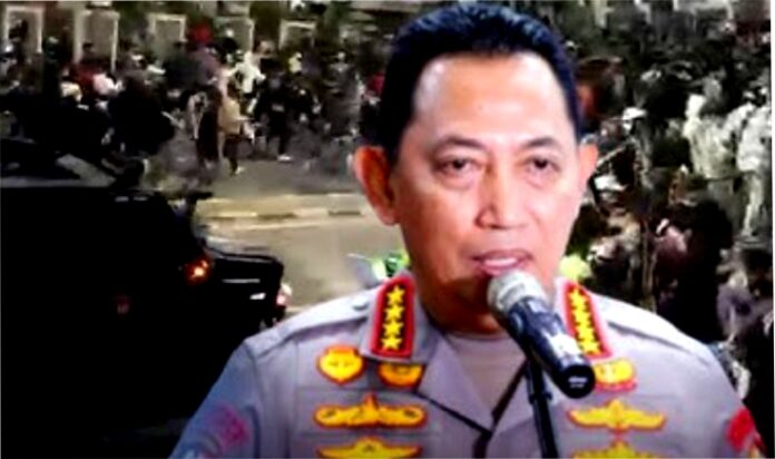 Seorang pengemudi ojek online (ojol) tewas usai terlindas kendaraan taktis (rantis) Brimob Polri dalam aksi demo di Pejompongan, Jakarta Pusat, Kamis (28/8/2025) malam.