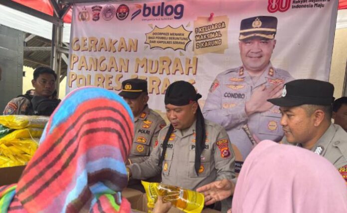 Ketua Umum BPI KPNPA RI, Rahmad Sukendar, angkat suara terkait aksi sosial yang digelar Kapolres Serang dengan membagikan beras murah kepada masyarakat. Menurutnya, langkah cepat dan nyata tersebut membuktikan kepolisian hadir bukan hanya sebagai penegak hukum, tetapi juga sebagai pelindung dan pengayom di tengah kesulitan rakyat.