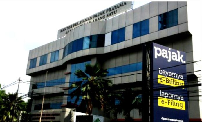 Temuan Badan Pemeriksa Keuangan (BPK) Perwakilan Provinsi Kepulauan Riau (Kepri) dalam Laporan Hasil Pemeriksaan (LHP) Nomor 86.B/LHP/XVIII.TJP/05/2025, tertanggal 22 Mei 2025, mengungkapkan adanya tunggakan Pajak Mineral Bukan Logam dan Batuan (MBLB) senilai Rp 13,98 miliar oleh tiga perusahaan tambang di Kabupaten Lingga