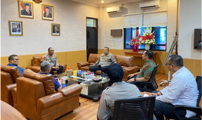 Polresta Manado menjadi tuan rumah pelaksanaan penelitian yang dilakukan Tim Sekolah Tinggi Ilmu Kepolisian (STIK) Lemdiklat Polri terkait preventive policing dalam penanganan tindak pidana korupsi, Rabu (13/8/2025).