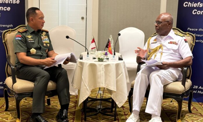 Panglima TNI Jenderal TNI Agus Subiyanto menunjukkan peran aktif Indonesia dalam memperkuat kerja sama pertahanan regional dan global dengan melakukan serangkaian courtesy call sebelum pembukaan forum bergengsi Chiefs of Defence (CHODs) 2025, di Thailand, Selasa (26/08/2025).