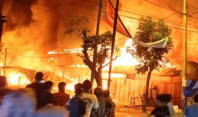 Kebakaran melanda asrama Polri yang berlokasi di Cilenggang, Serpong, Tangerang Selatan, Rabu (3/9/2025) siang sekitar pukul 13.30 WIB.