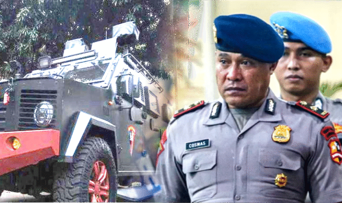 Sidang Komisi Kode Etik dan Profesi (KKEP) resmi menjatuhkan sanksi Pemberhentian Tidak Dengan Hormat (PTDH) terhadap Komandan Batalyon Resimen 4 Korbrimob Polri, Kompol Cosmas Kaju Gae, buntut kasus tewasnya driver ojek online (ojol) Affan Kurniawan yang diduga dilindas kendaraan taktis (rantis) Brimob saat aksi demonstrasi ricuh di Jakarta Pusat.