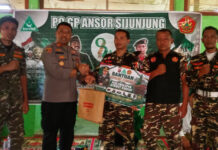 Bantuan Kapolres Sijunjung Warnai Harlah ke-92 GP Ansor, Perkuat Dukungan untuk Kader Ansor Banser Bantuan Kapolres Sijunjung Warnai Harlah ke-92 GP Ansor, Perkuat Dukungan untuk Kader Ansor Banser