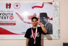 GMNI Sumbar: PETI Bukan Sekadar Ditertibkan, Negara Harus Menjamin Nafkah Rakyat Ketua DPD GMNI Sumbar, Muhammad Yusra, menegaskan bahwa aktivitas PETI memang menimbulkan berbagai dampak negatif, terutama terhadap lingkungan hidup.