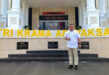 BPI KPNPA RI Desak Kejagung Usut Asal Zirkon dalam Perkara Dugaan Ekspor Ilegal PT PMM Badan Peneliti Independen Kekayaan Penyelenggara Negara dan Pengawas Anggaran Republik Indonesia (BPI KPNPA RI) mendesak Kejaksaan Agung untuk memperluas penyidikan perkara dugaan penyelundupan dan korupsi ekspor mineral strategis yang melibatkan PT Putraprima Mineral Mandiri (PT PMM).