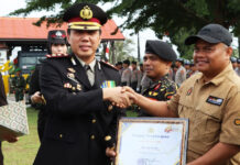 Peringati HUT Bhayangkara ke – 80, Polres Sijunjung Berikan Penghargaan kepada PWI Sijunjung Peringati HUT Bhayangkara ke - 80, Polres Sijunjung Berikan Penghargaan kepada PWI Sijunjung
