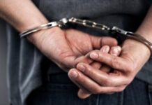 Lintah Bara Bergerak! Dua Terduga Kasus Sabu Diciduk di Sawahlunto, Satu Masih 17 Tahun Tim Opsnal Lintah Bara Satresnarkoba Polres Sawahlunto mengamankan dua orang yang diduga terlibat tindak pidana narkotika jenis sabu. (Foto: Ilustrasi)