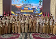 SI-JEMPOL Resmi Diluncurkan, Dinas PUPR Sijunjung Dorong Pelayanan Publik Berbasis Digital Aplikasi SI-JEMPOL secara resmi diluncurkan oleh Bupati Sijunjung, Dr. Benny Dwifa Yuswir, S.STP., M.Si., di Balairung Lansek Manih, Kantor Bupati Sijunjung, Senin (26/10/2026).