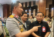 Rahmad Sukendar Apresiasi Gebrakan Kapolri Suyudi, Dorong Pemberantasan Narkoba dan Korupsi hingga ke Akar Rahmad Sukendar Apresiasi Gebrakan Kapolri Suyudi, Dorong Pemberantasan Narkoba dan Korupsi hingga ke Akar